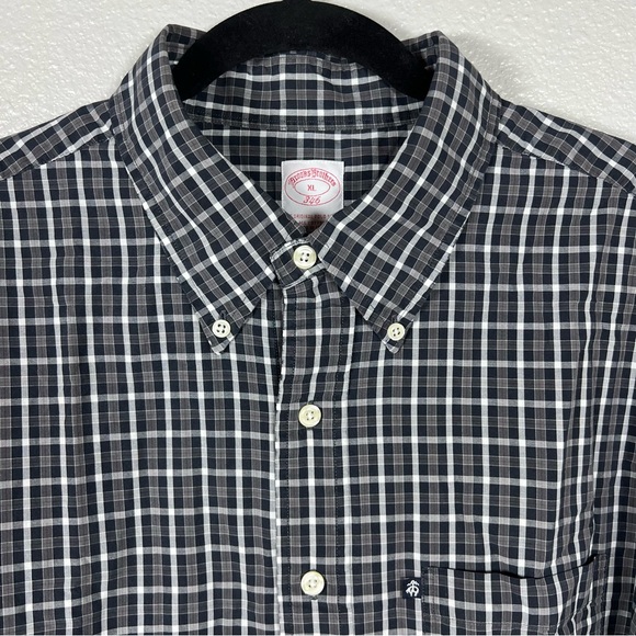 Brooks Brothers Other - Brooks Brothers Black White Gray Men’s XL Cotton Shirt Long Sleeve Plaid 346